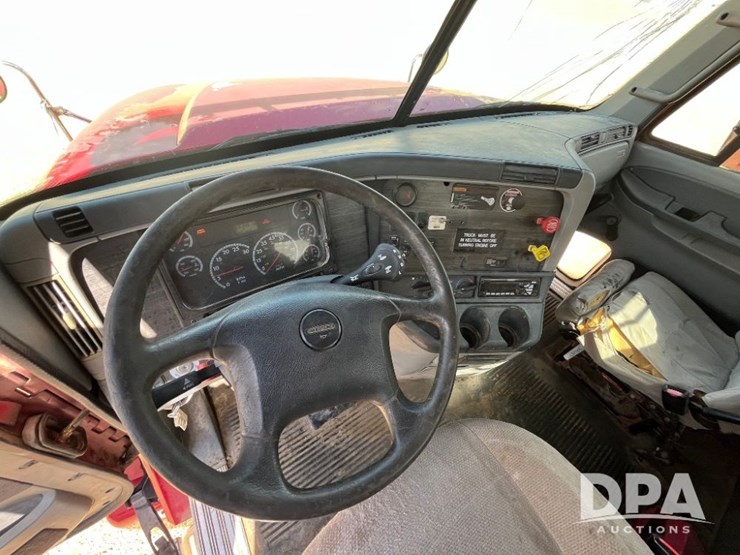 2007-freightliner-columbia-truck-(jn2954,-unit-2158)-image-58