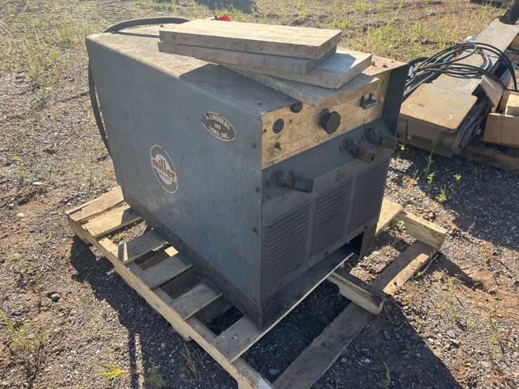 #1614-•-miller-srh-444s-welder-image-1