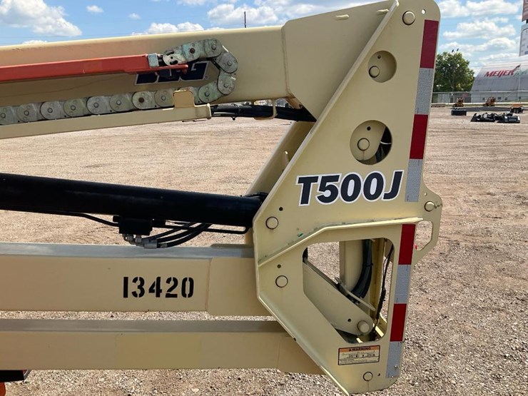 2012-jlg-t500j-image-11