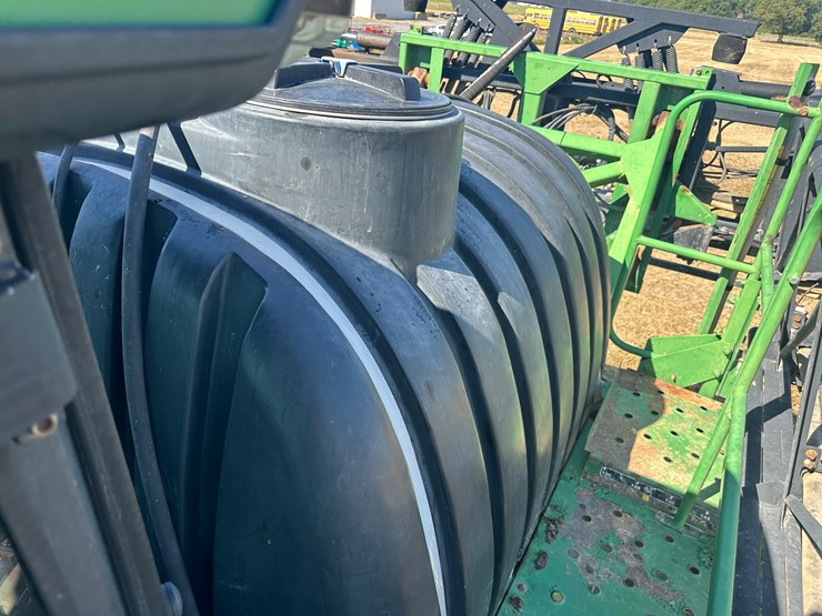 2011-john-deere-4730-image-54