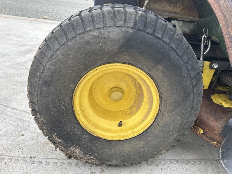 john-deere-l100-image-35