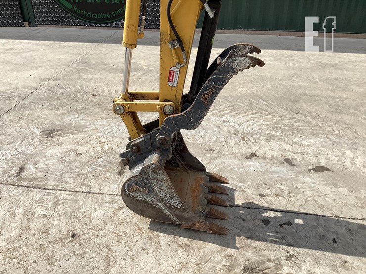 2022-kobelco-sk35sr-6e-image-10