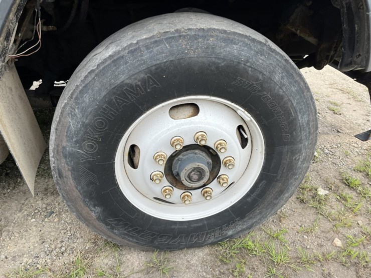 1995-ford-l9000-image-121