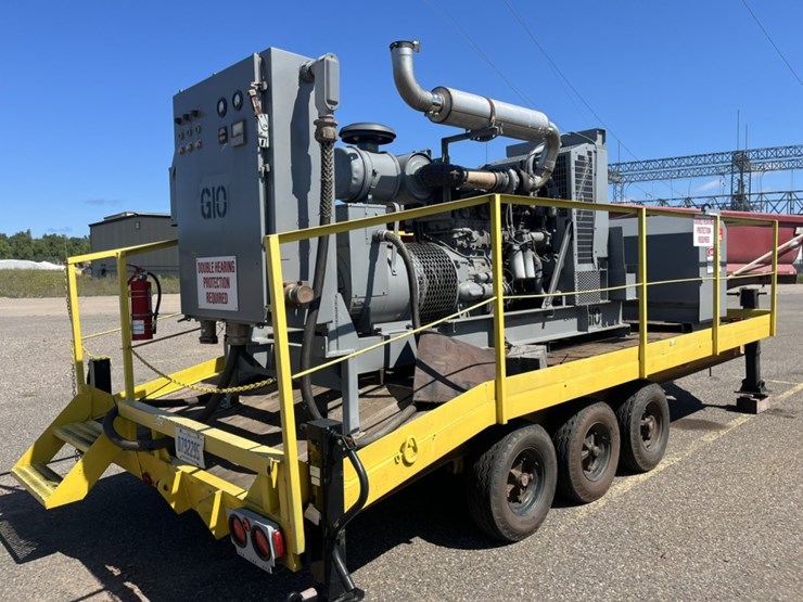 #2693-•-cummins-towable-generator-image-3