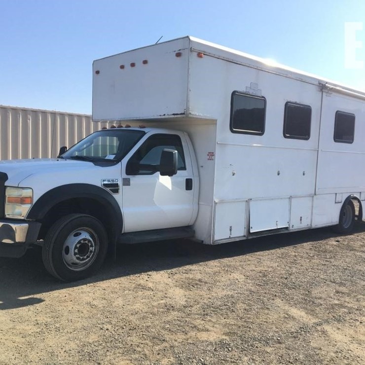 2008 FORD F550 XL