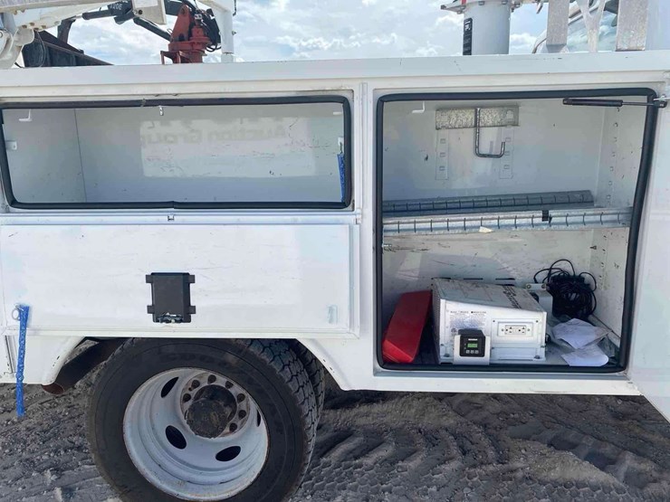 2014-altec-at200a-image-31