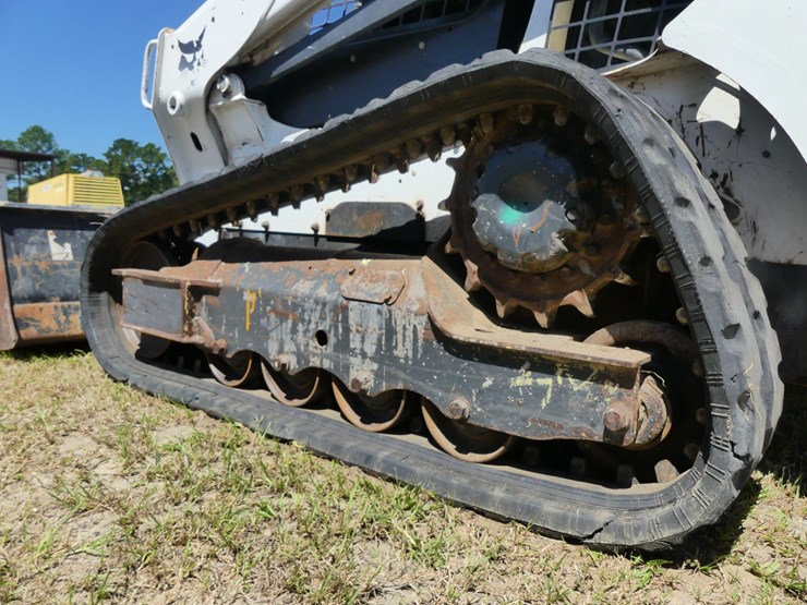 2018-bobcat-t590-image-8