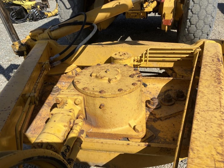 deere-670-image-21