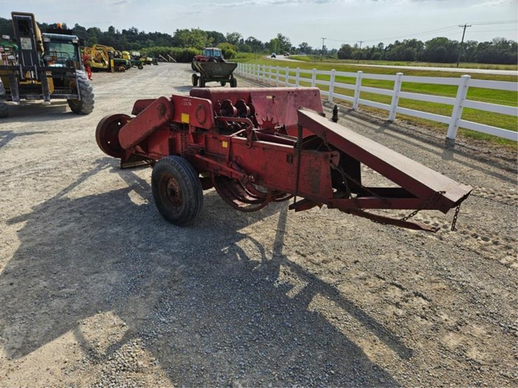 new-holland-68-image-3