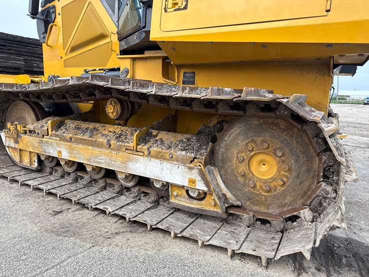 2023-deere-450-lgp-image-12