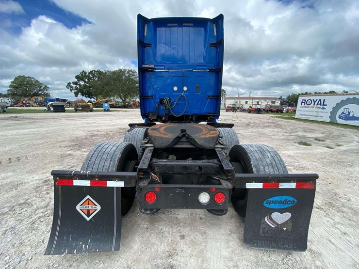 2016-international-prostar-image-26