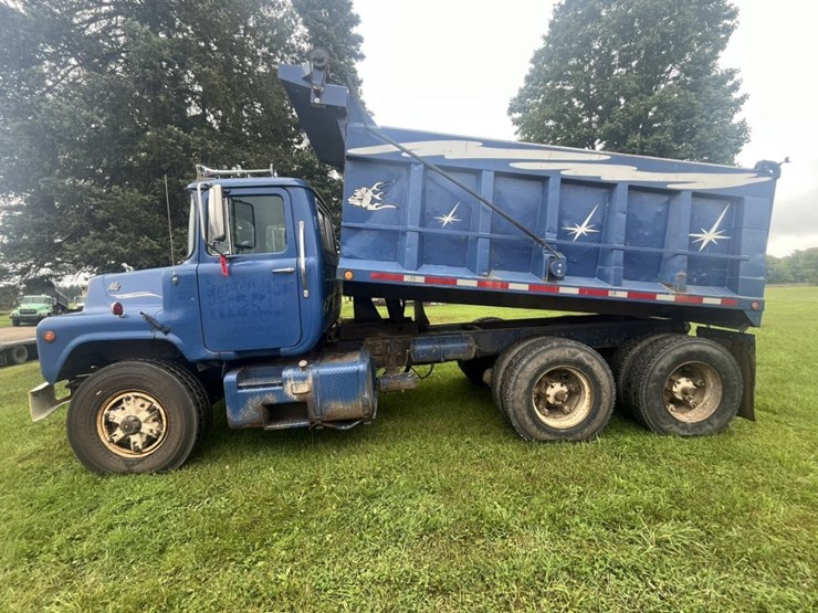 1986-mack-dm686s-image-2