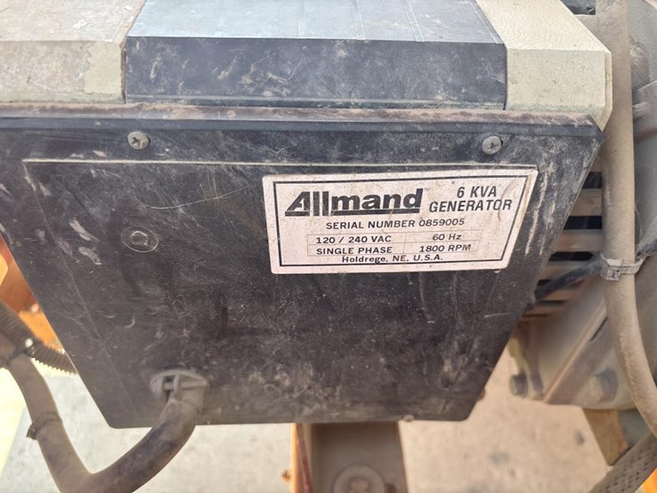 #1310-•-allmand-towable-light-plant-image-16
