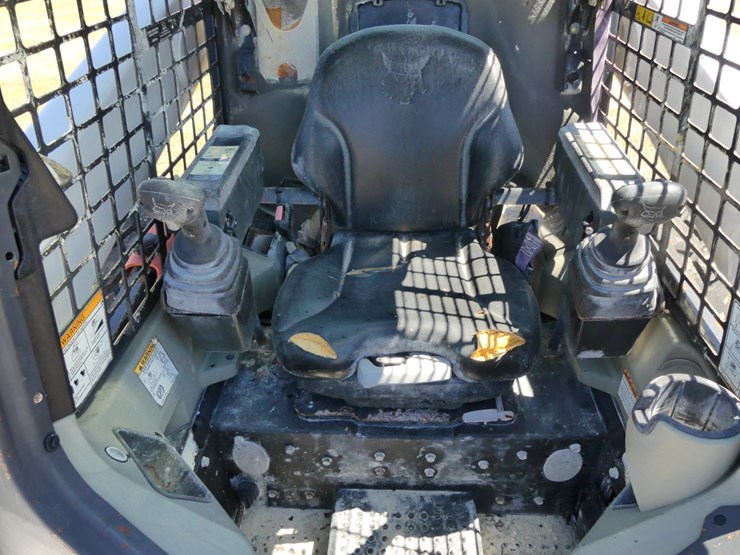 2016-bobcat-s850-image-12