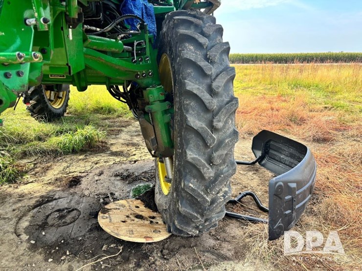 2025-john-deere-616r-image-33