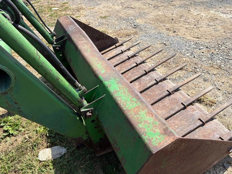 john-deere-2840-image-6