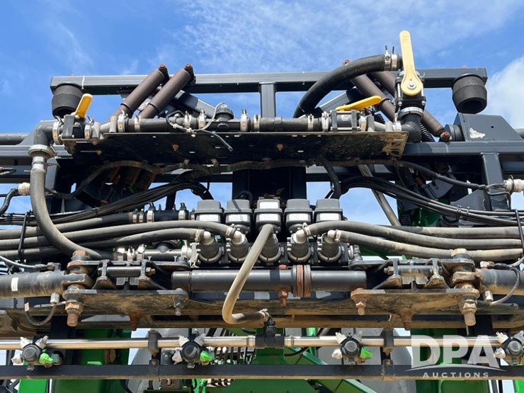 2014-john-deere-4730-image-39