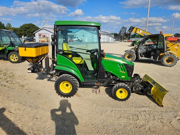 john-deere-1025r-image-6