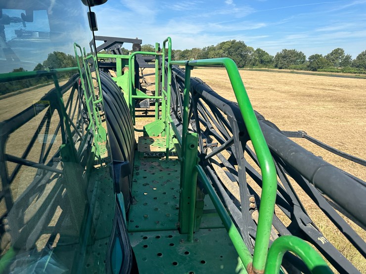 2011-john-deere-4730-image-53