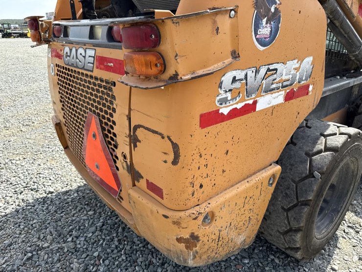 2014-case-sv250-image-32