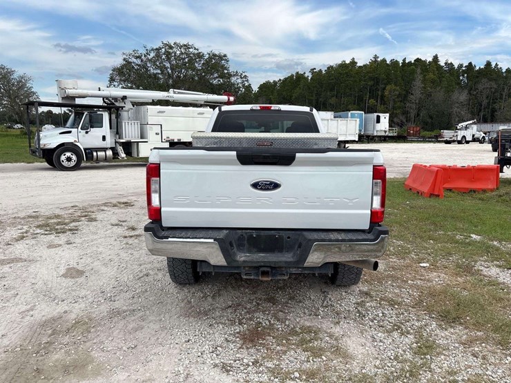 2018-ford-f250-image-21