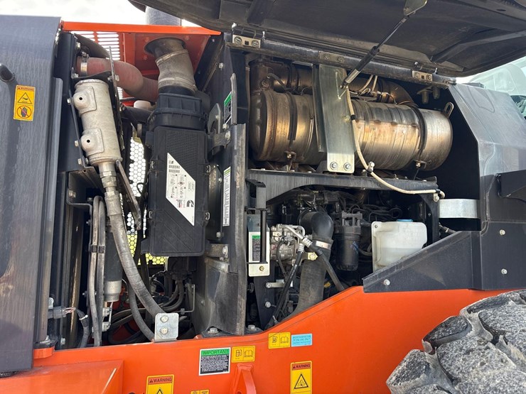 hitachi-zw220-6-image-13