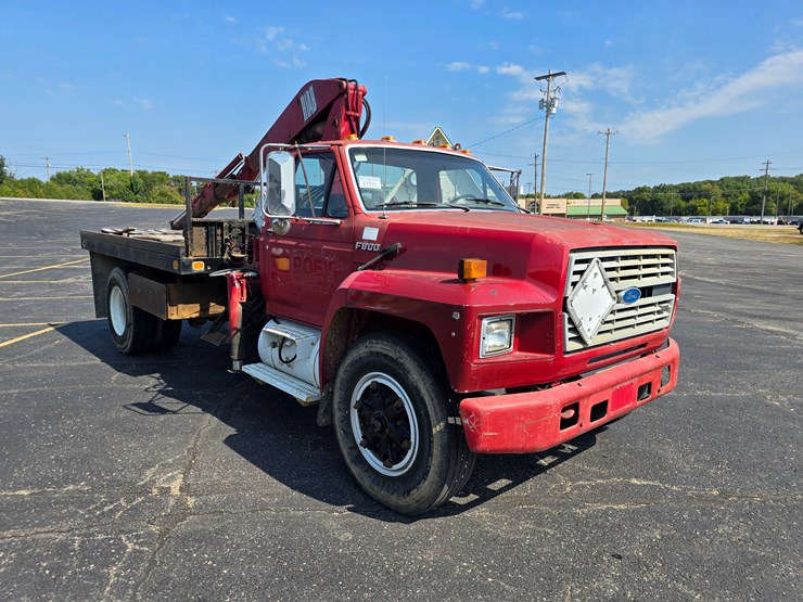 1990-ford-f800-image-35