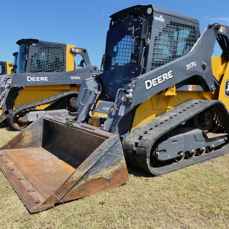 2024 DEERE 317G