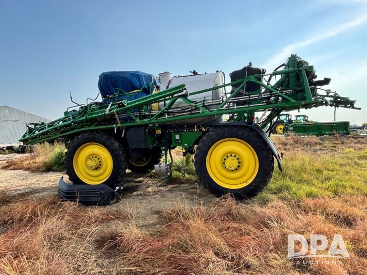 2025-john-deere-616r-image-13