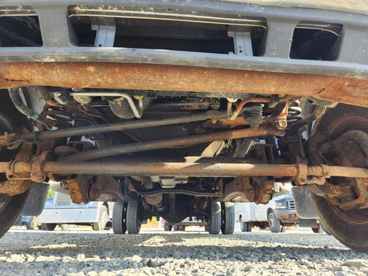 2006-ford-f550-image-42