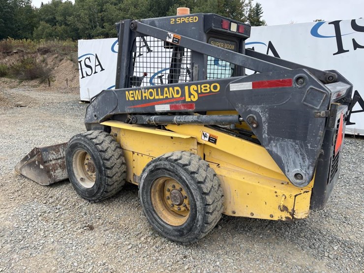 2001-new-holland-ls180-image-3