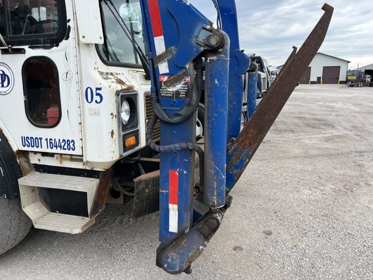 #1631-•-2005-mack-garbage-truck-image-27