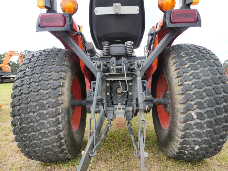 2014-kubota-b2320-image-5
