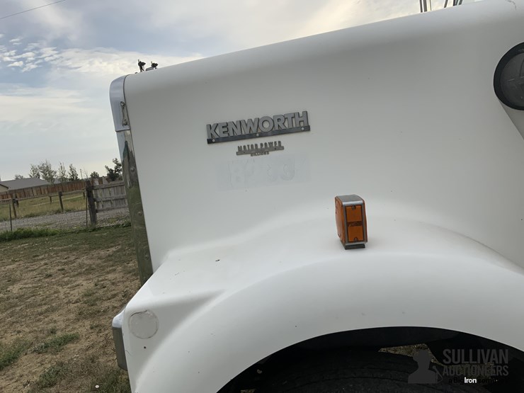 1990-kenworth-w900b-image-12