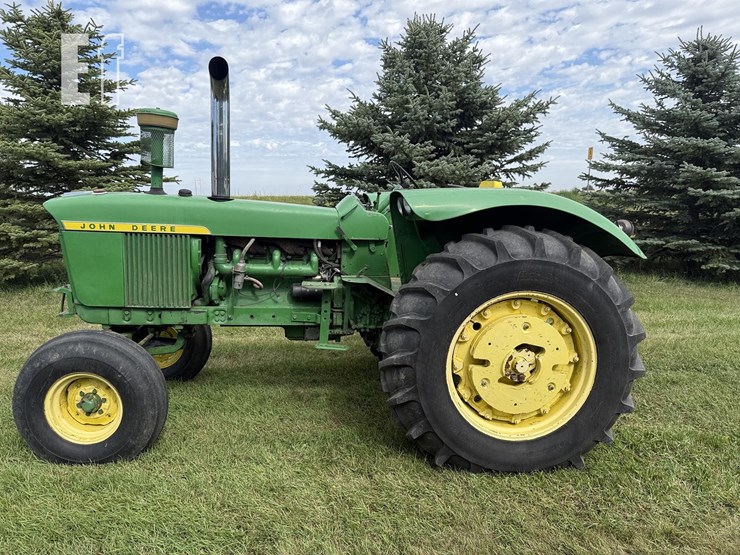 john-deere-4440-image-8