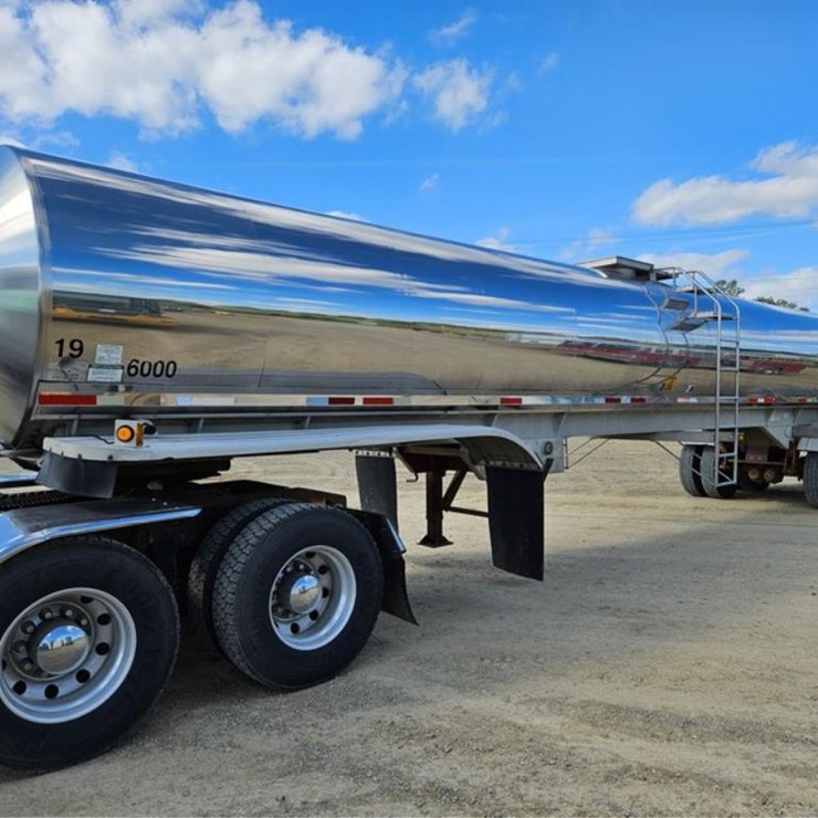 1994 STAINLESS WALKER