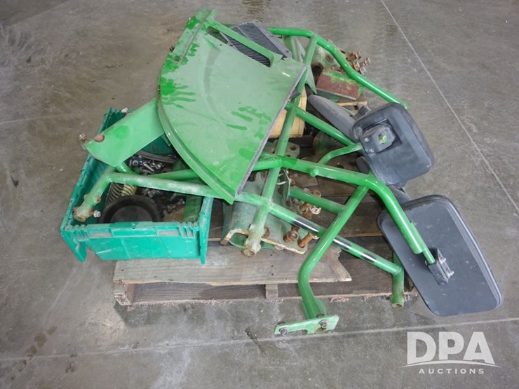 2020-john-deere-2020-image-43