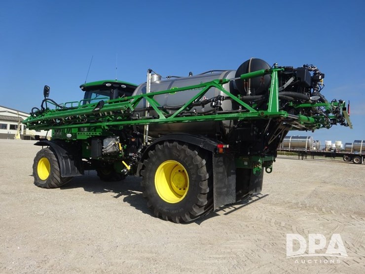 2021-john-deere-f4365-image-40