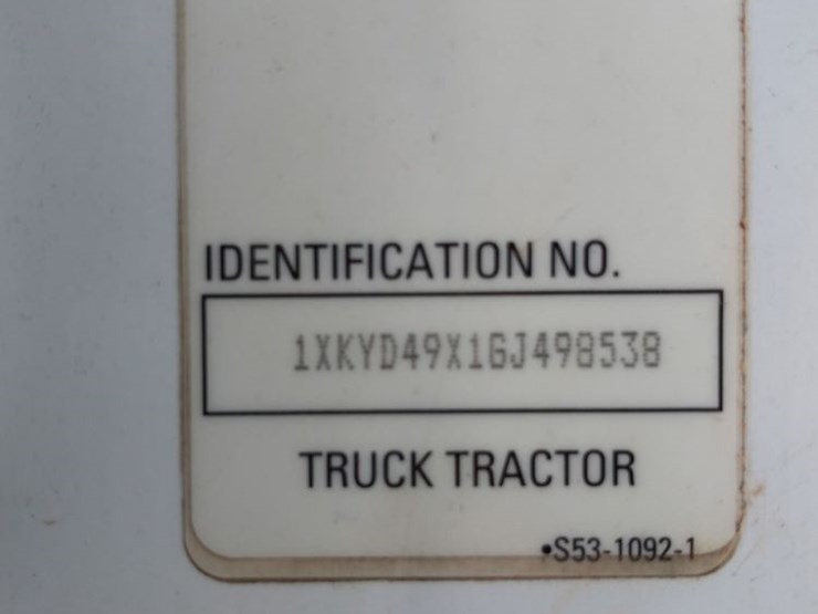 2016-kenworth-t680-image-9