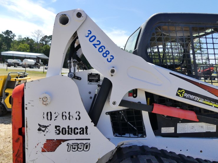 2018-bobcat-t590-image-6
