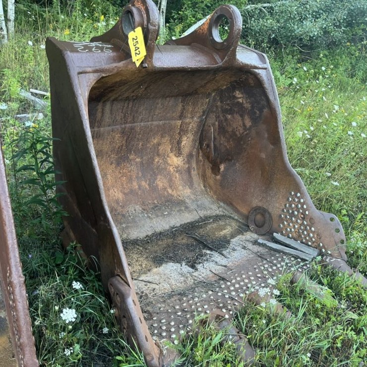 #2542 • Approx 51“ Excavator Bucket