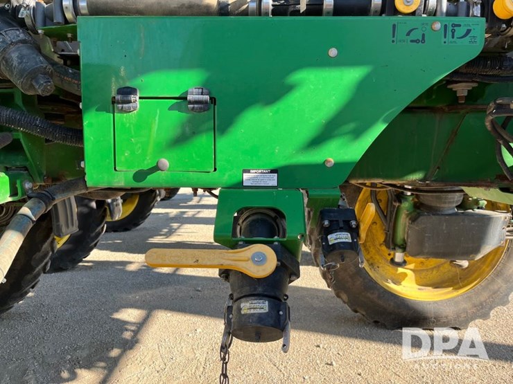 2019-john-deere-r4045-image-58