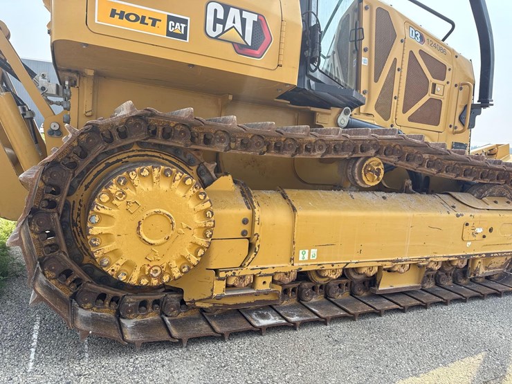 2022-caterpillar-d3-image-12