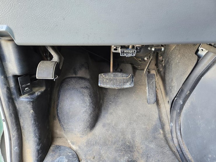 2008-ford-e250-image-53