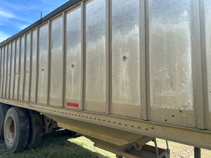 #32158-•-hobbs-42'-t/a-aluminum-hopper-bottom-trailer-vin:-blv-9983-04-image-52