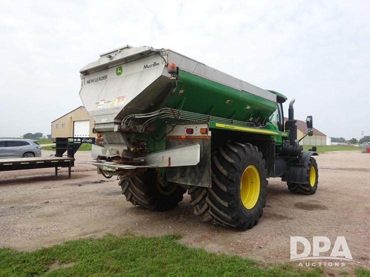 2019-john-deere-f4365-image-26