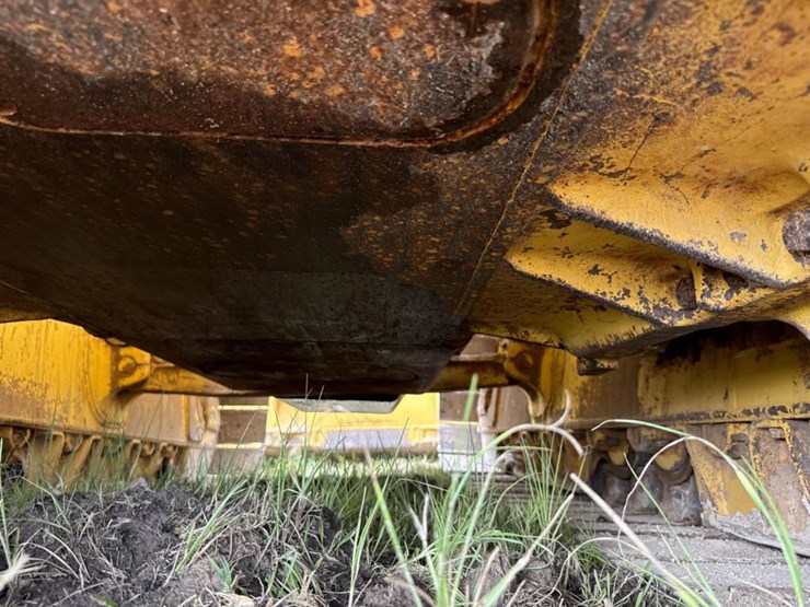 2014-komatsu-d65px-17-image-43