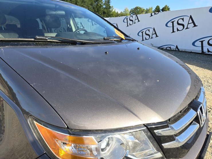 2014-honda-odyssey-image-12