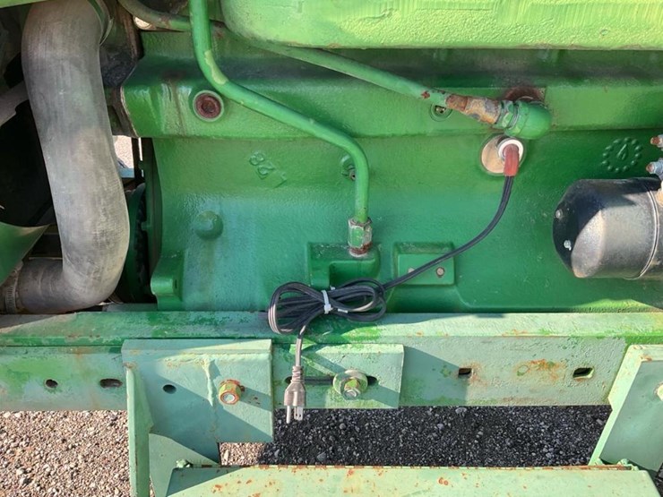 1972-john-deere-4320-image-22