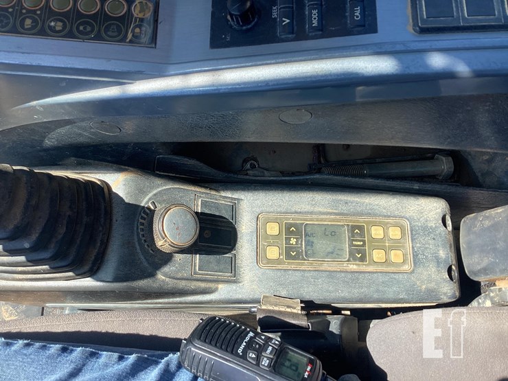 2013-hyundai-robex-160-lc-9-image-19
